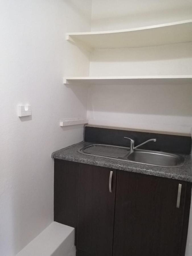 36 Mount Road Guesthouse And Self Catering بورت اليزابيث المظهر الخارجي الصورة