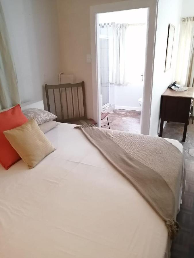 36 Mount Road Guesthouse And Self Catering بورت اليزابيث المظهر الخارجي الصورة